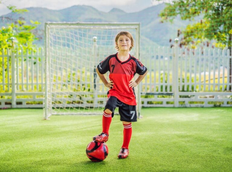Treinamento de futebol para crianças: como desenvolver talentos com diversão