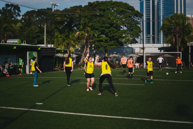 Eventos corporativos ao ar livre: tendência do RH moderno para 2026